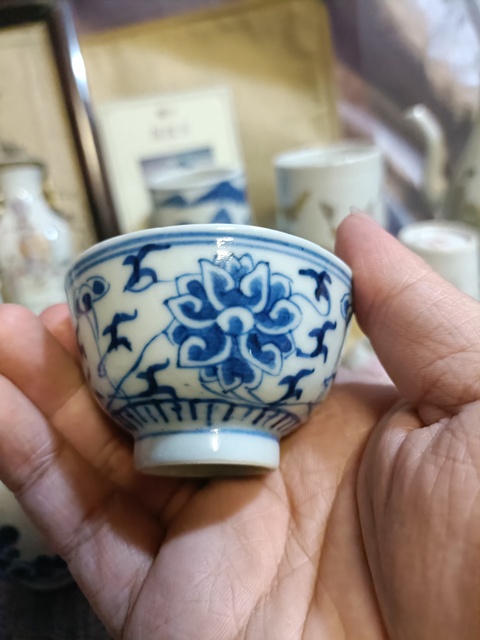 古玩陶瓷光緒青花纏枝花卉紋杯拍賣,當(dāng)前價格2888元