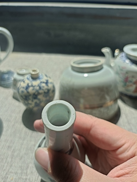 古玩陶瓷清早期青花花卉紋膽式瓶拍賣,當(dāng)前價(jià)格2888元