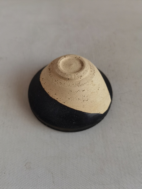 古玩陶瓷閩侯窯黑釉茶盞拍賣,當(dāng)前價格1100元