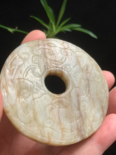 古玩玉器明末清初和田玉雕“魚化龍璧”拍賣,當前價格28000元
