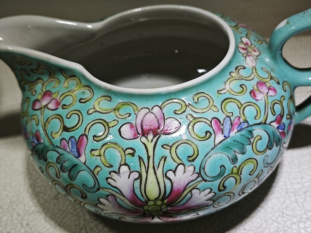 古玩陶瓷民國松石綠地寶相花茶具真品鑒賞圖