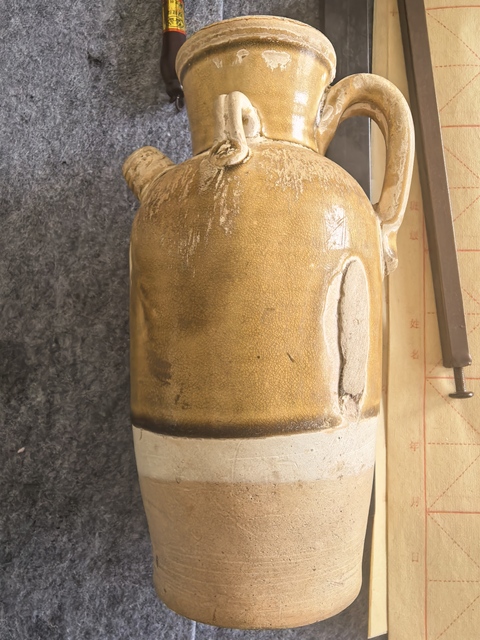 古玩陶瓷唐代黃釉執壺真品鑒賞圖