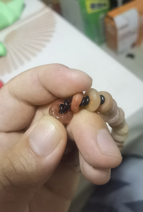 古玩玉器高古瑪瑙珠串拍賣，當(dāng)前價格1500元