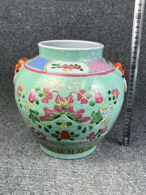 古玩陶瓷松石綠地粉彩花卉紋獸耳尊拍賣,當前價格6588元