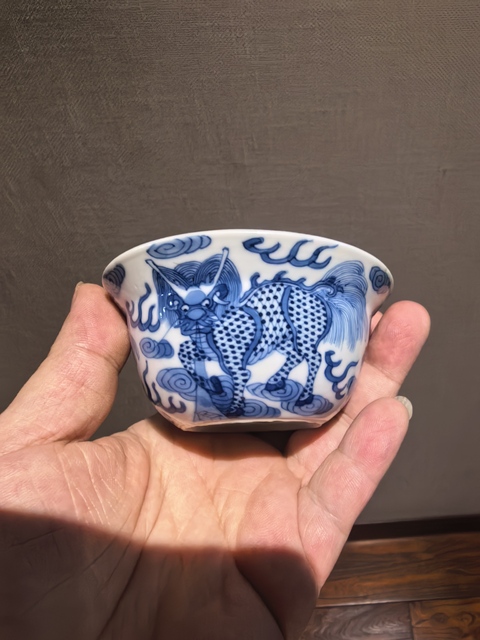 古玩陶瓷晚清青花麒麟臥足杯一對拍賣,當前價格18888元