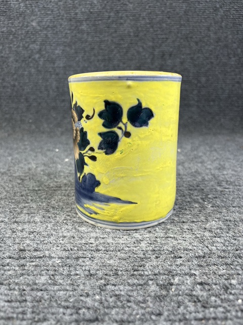 古玩陶瓷青花加彩洞石牡丹紋筆筒拍賣,當前價格2588元