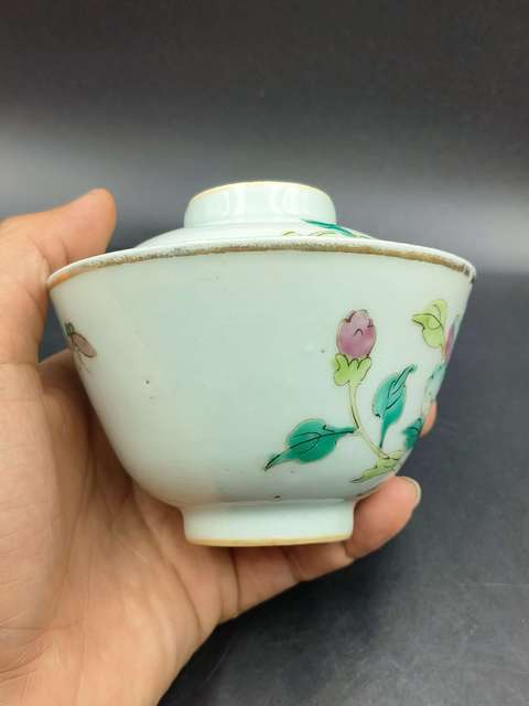 古玩陶瓷同治粉彩花卉紋蓋碗拍賣，當前價格1800元