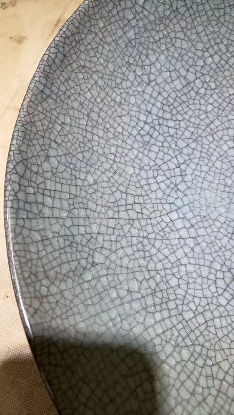 古玩陶瓷哥釉盤真品鑒賞圖