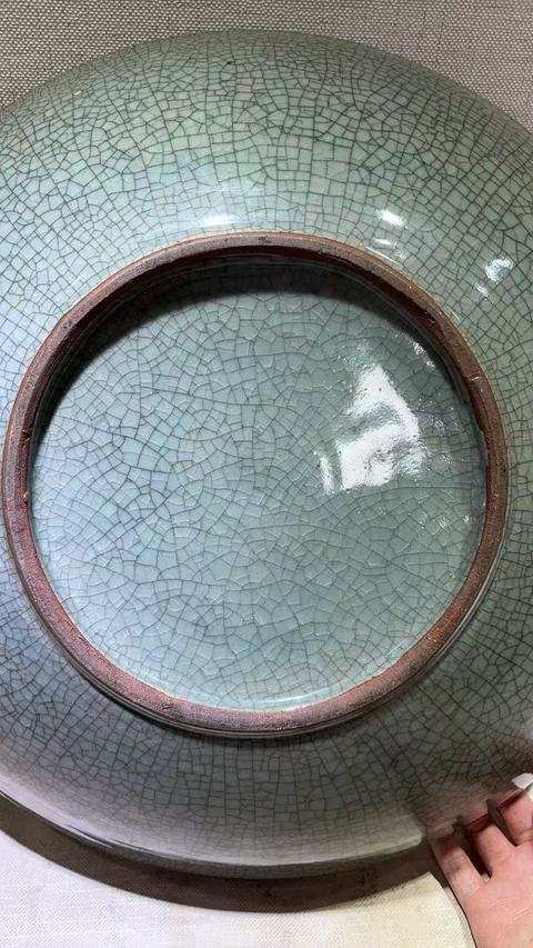 古玩陶瓷哥釉盤真品鑒賞圖
