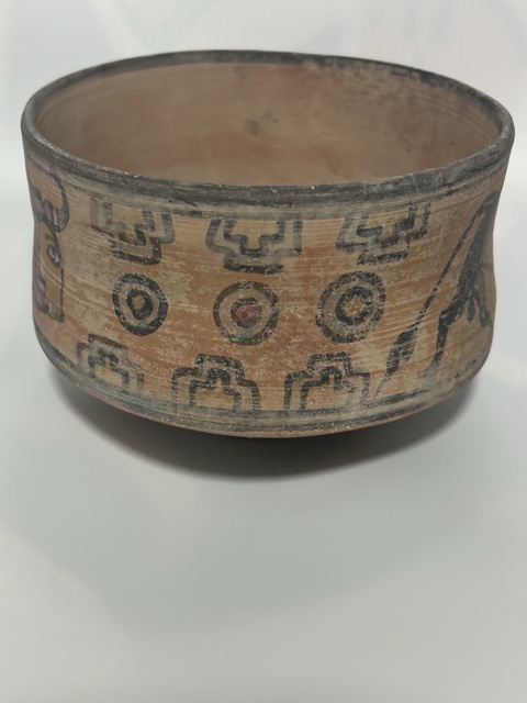 古玩陶瓷哈拉帕·五彩神牛拍賣,當(dāng)前價格894元