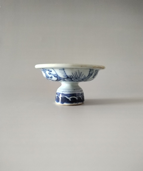 古玩陶瓷(珍貴茶器)青花淡描花卉高足茶盞托拍賣,當(dāng)前價(jià)格568元
