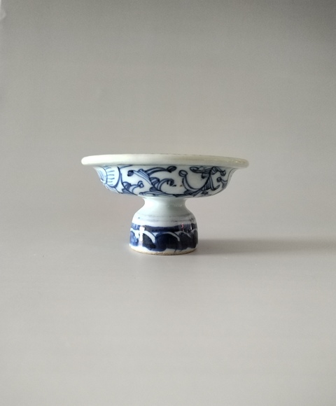 古玩陶瓷(珍貴茶器)青花淡描花卉高足茶盞托拍賣,當(dāng)前價(jià)格568元