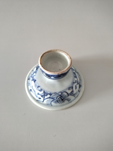 古玩陶瓷(珍貴茶器)青花淡描花卉高足茶盞托拍賣,當(dāng)前價(jià)格568元