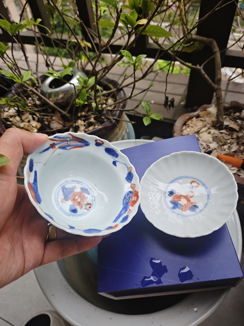 古玩陶瓷康熙青花礬紅描金花口蓋碗拍賣,當前價格600元