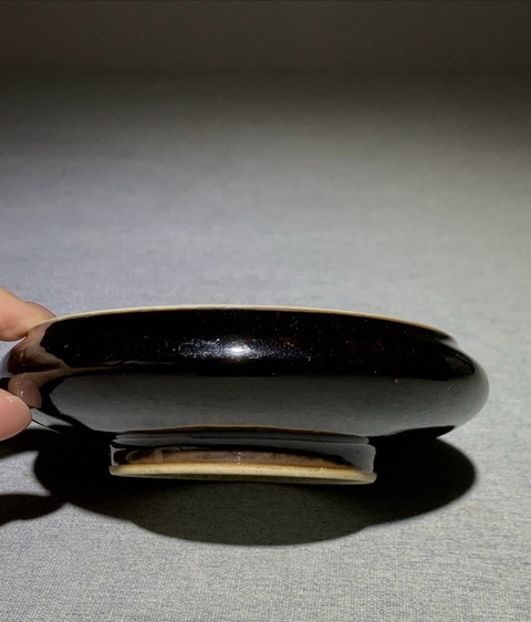 古玩陶瓷烏金釉水洗真品鑒賞圖