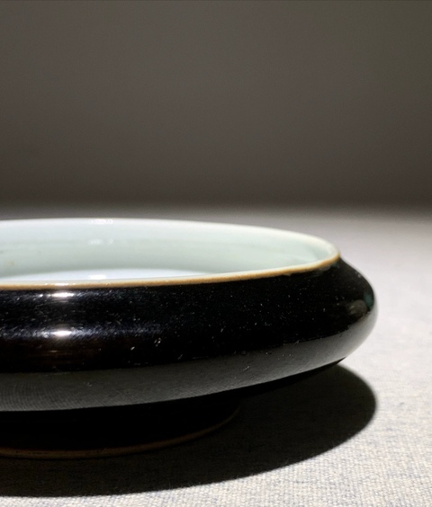 古玩陶瓷烏金釉水洗真品鑒賞圖
