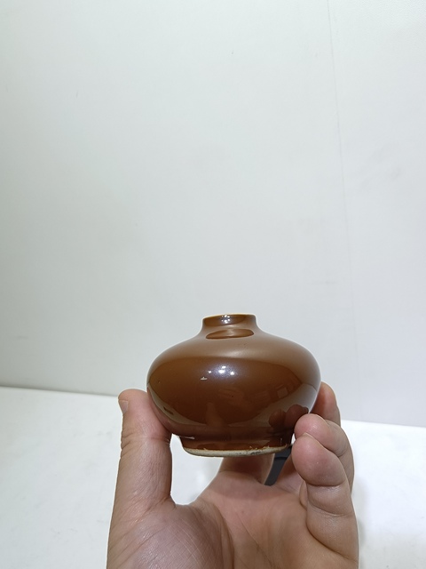 古玩陶瓷紫金釉小罐真品鑒賞圖