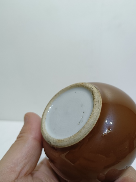 古玩陶瓷紫金釉小罐真品鑒賞圖