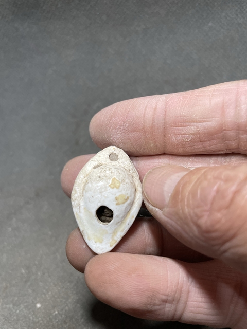 古玩陶瓷定窯白釉瓷哨真品鑒賞圖