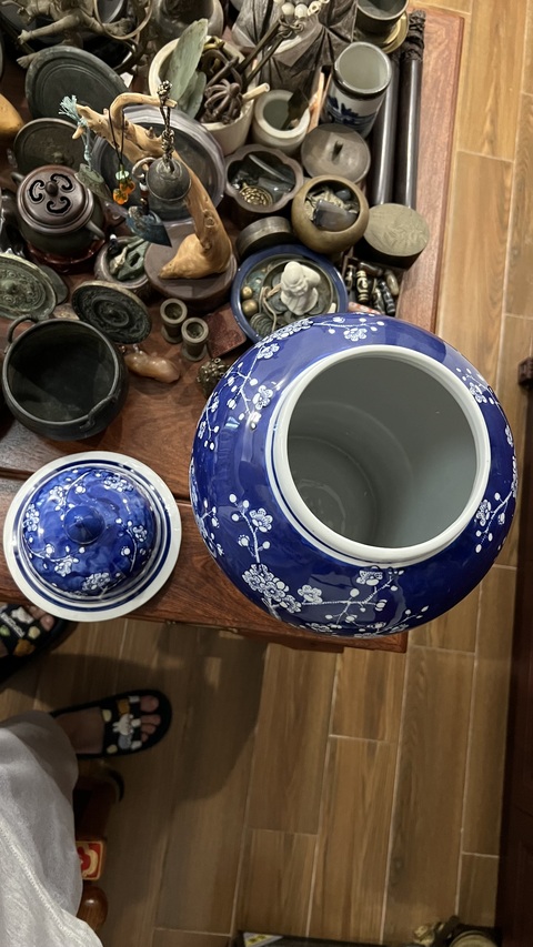 古玩陶瓷青花留白梅紋將軍罐拍賣,當前價格399元