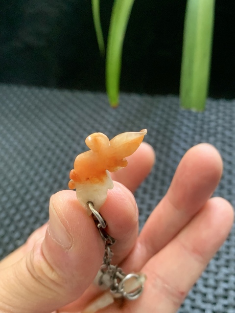 古玩玉器清代翡翠雕“魚形墜飾”拍賣，當前價格18000元