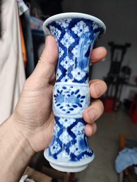 古玩陶瓷青花花觚真品鑒賞圖
