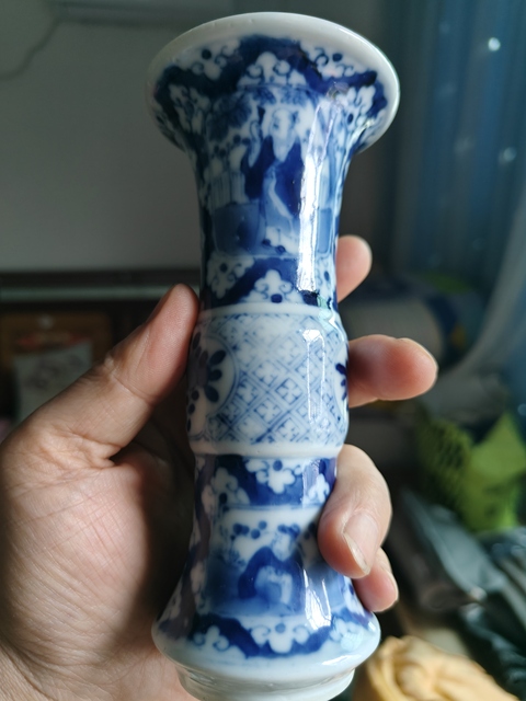古玩陶瓷青花花觚真品鑒賞圖