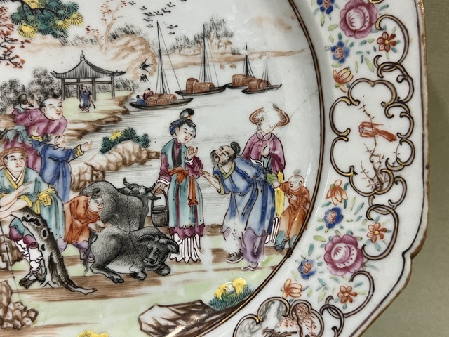 古玩陶瓷乾隆｜廣琺瑯彩闔家歡八棱紋盤拍賣，當前價格6800元