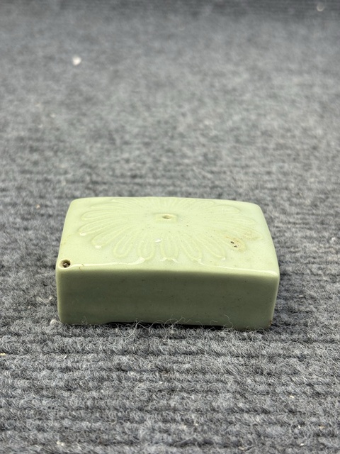 古玩陶瓷豆青釉水滴拍賣,當(dāng)前價格888元
