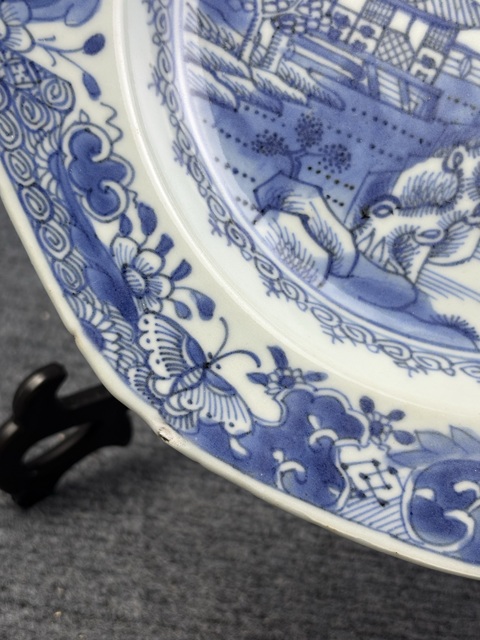 古玩陶瓷青花山水亭臺樓閣紋盤真品鑒賞圖