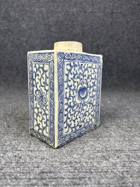 中国古玩/青花纏枝蓮花紋小罐3点/