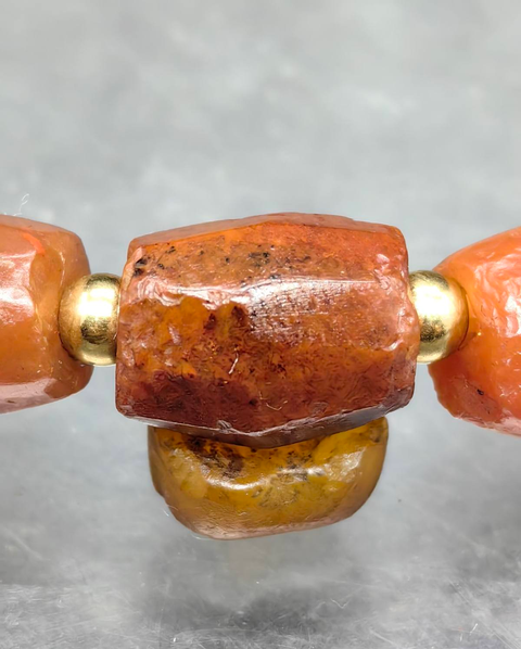 古玩玉器3000-4000 年高古紅瑪瑙手鏈拍賣,當前價格900元