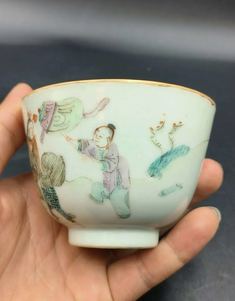 古玩陶瓷麒麟送子粉彩杯拍賣,當(dāng)前價格588元