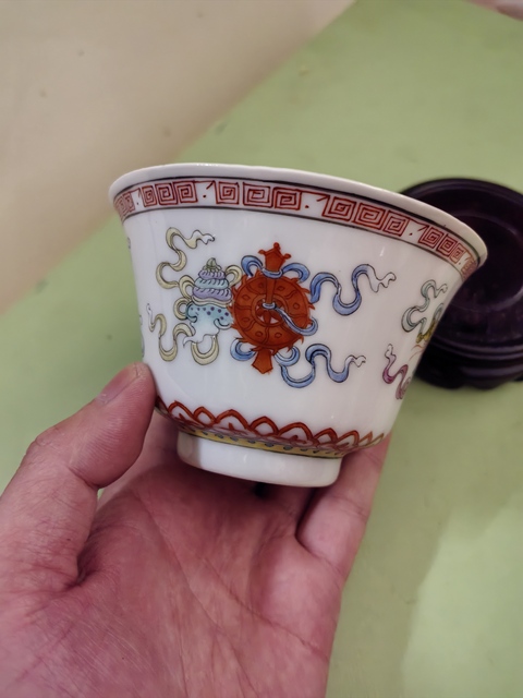 古玩陶瓷粉彩八寶紋仰鐘杯拍賣，當前價格5000元