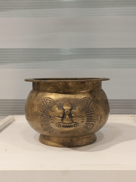 古玩雜項(xiàng)獸面香爐拍賣,當(dāng)前價(jià)格1600元