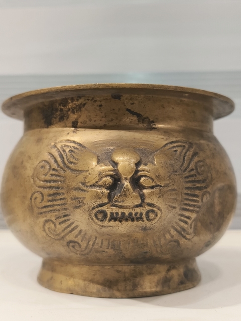 古玩雜項(xiàng)獸面香爐拍賣,當(dāng)前價(jià)格1600元
