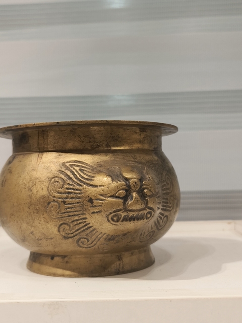 古玩雜項(xiàng)獸面香爐拍賣,當(dāng)前價(jià)格1600元