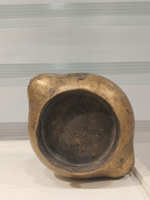 古玩雜項(xiàng)獸面香爐拍賣,當(dāng)前價(jià)格1600元