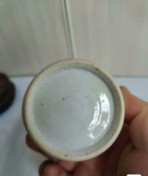古玩陶瓷清中期青花山水長頸瓶真品鑒賞圖
