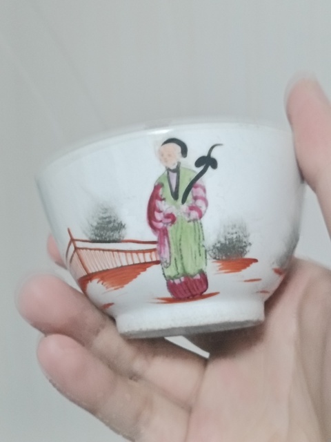 古玩陶瓷廣彩人物故事紋茶碗拍賣,當(dāng)前價格50元