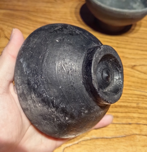 古玩陶瓷元.黑陶茶盞拍賣，當前價格298元