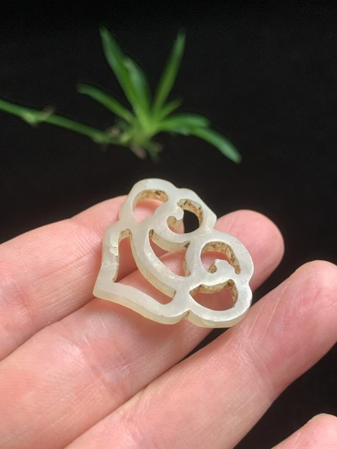 古玩玉器清代和田玉雕“如意佩”拍賣,當前價格4200元