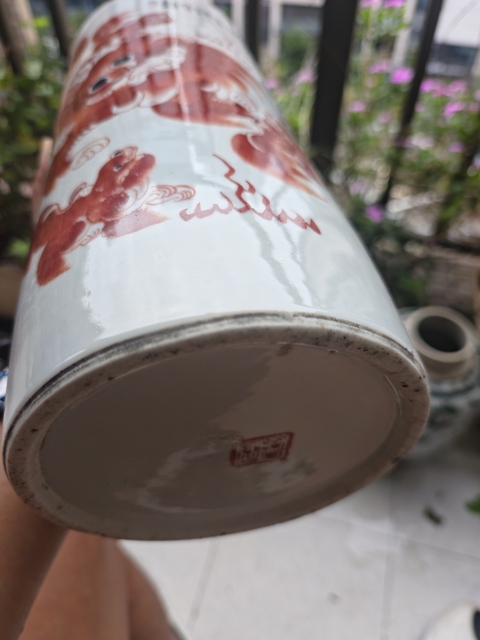 古玩陶瓷晚清礬紅獅子帽筒臺燈拍賣，當前價格1180元