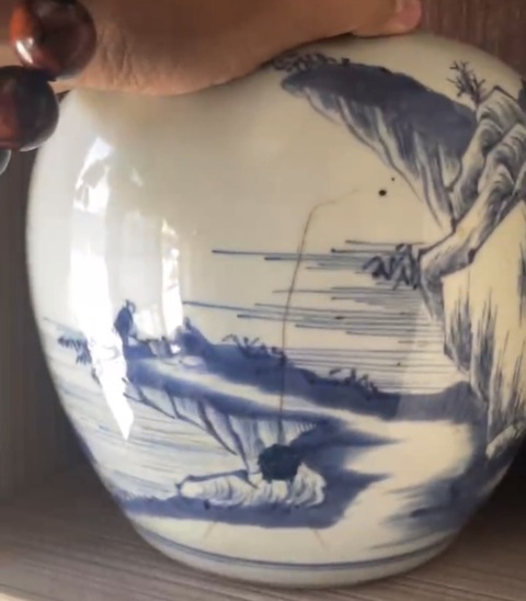 古玩陶瓷青花山水人物紋罐，模糊，偏老真品鑒賞圖