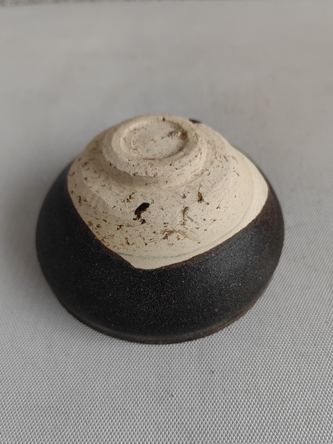古玩陶瓷閩侯窯黑釉茶盞拍賣，當(dāng)前價格998元