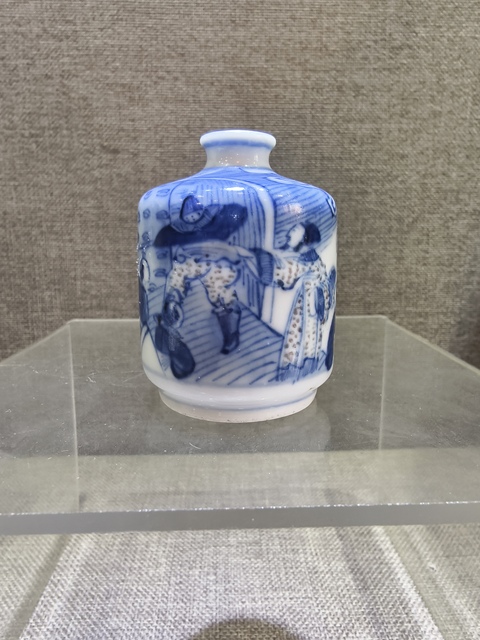 鼻煙壼 青花釉裏紅 清時代 康熙年製 唐物 中国美術 骨董 鼻煙壼 青花釉裏紅 清時代 康熙年製 唐物
