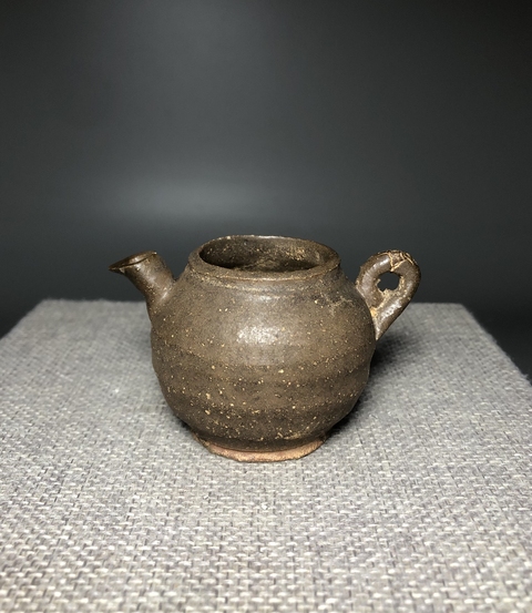 古玩陶瓷【元代】醬釉水滴【文房雅器】【路份高,收藏價值好】拍賣,當前價格0元