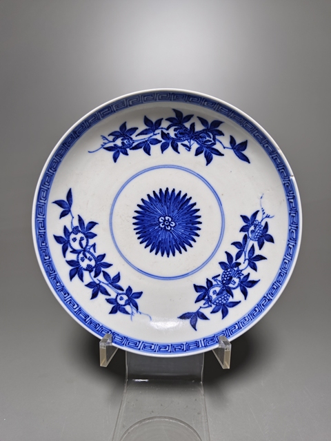 古玩陶瓷青花三多紋盤真品鑒賞圖