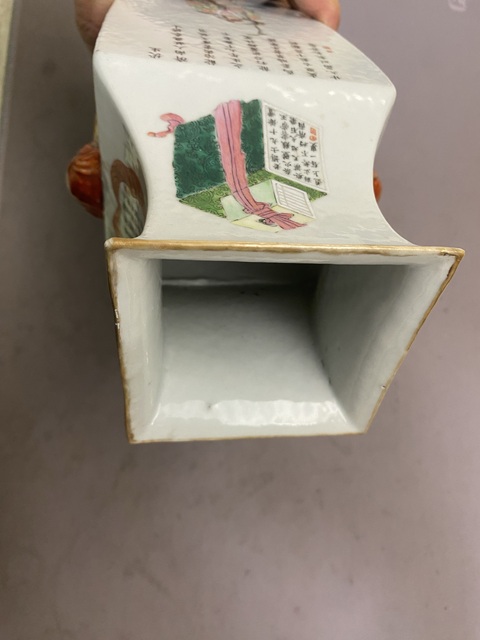 古玩陶瓷粉彩無雙譜人物四方瓶拍賣，當前價格59000元