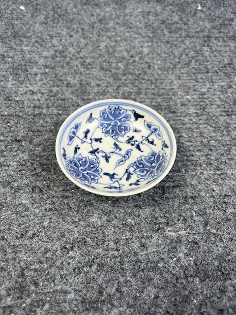 古玩陶瓷青花西番蓮煙碟拍賣，當前價格0元